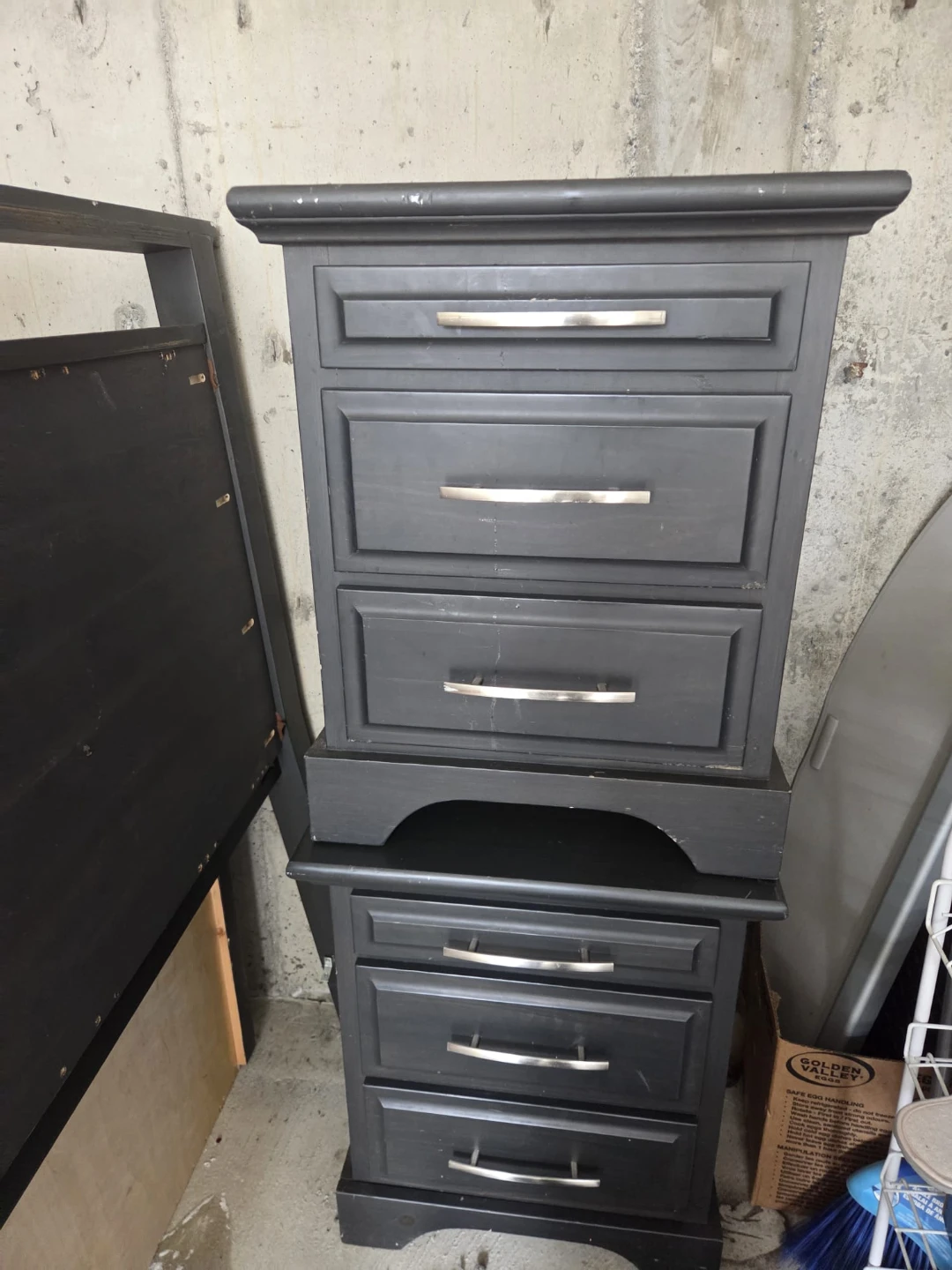 Black Wood Bedroom Set - Headboard, Nightstands & Dresser - photo 4
