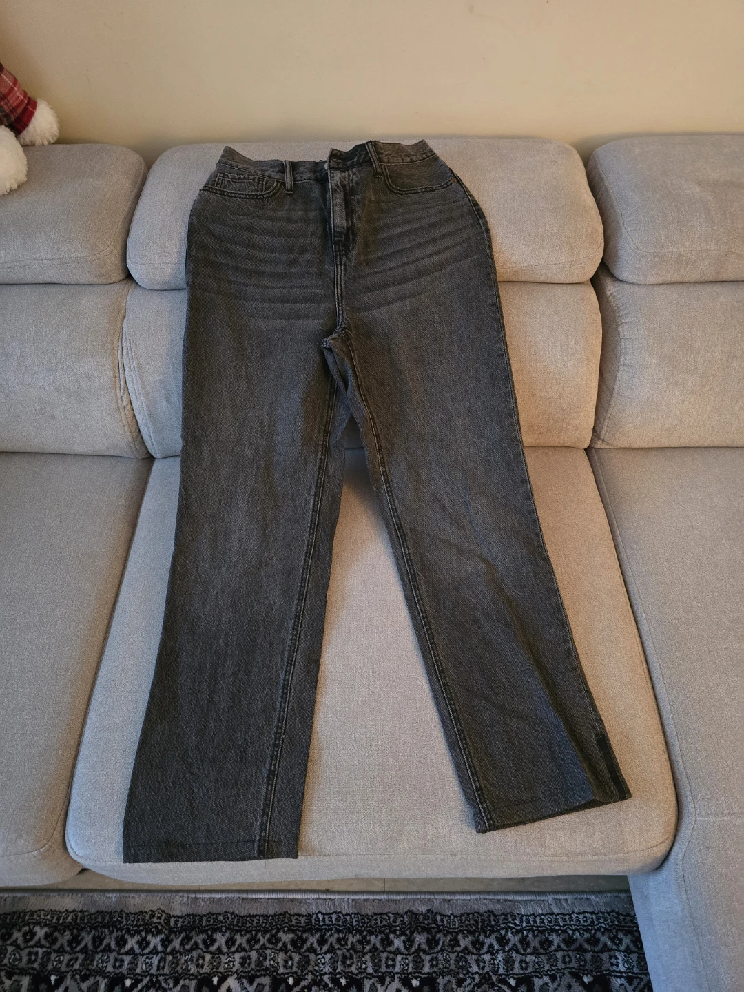 Women's Grey Wash High-Waisted Jeans
