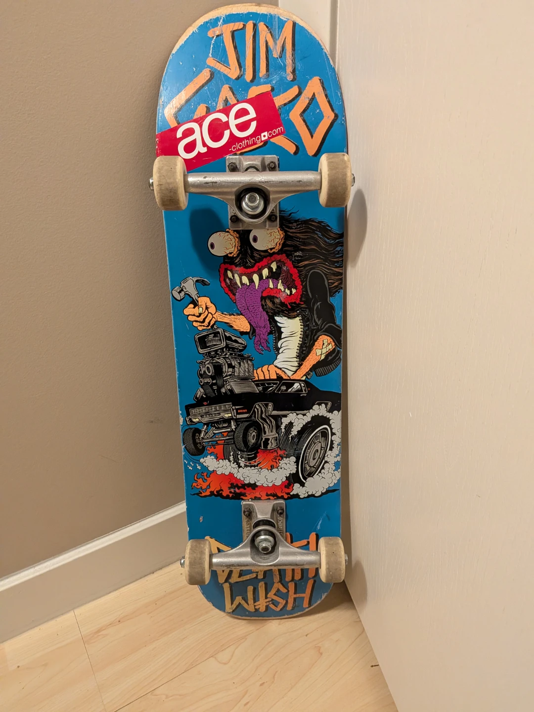 Death wish skate board almost new Destructo trucks