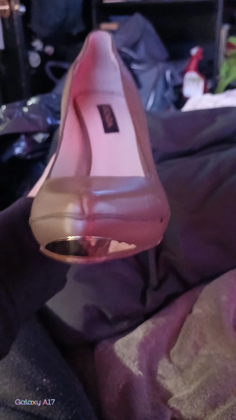 Escada Women's Brown Leather High Heel Pumps - photo 3
