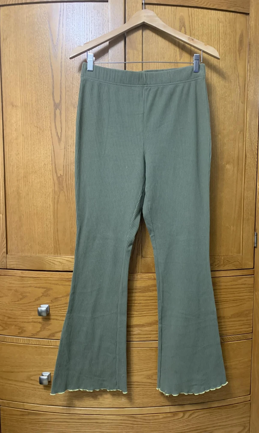 Wild Fable Women's Flare Ribbed Pants Size L