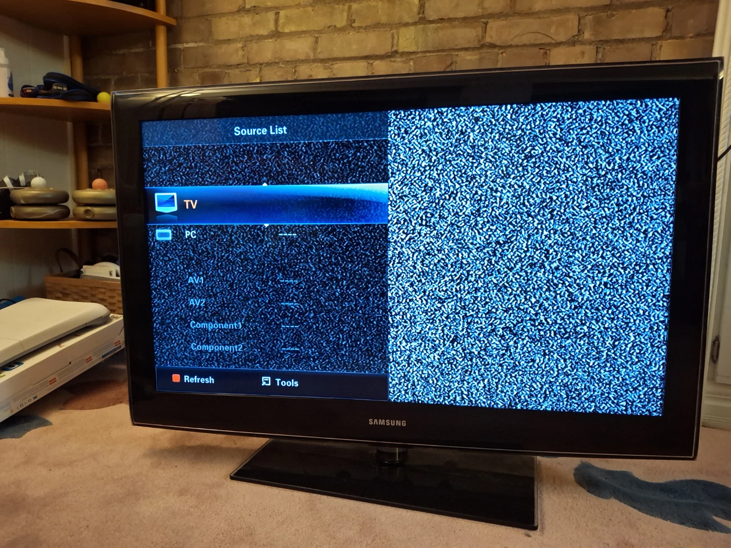 Samsung LN40B610A5F 40-inch LCD HDTV