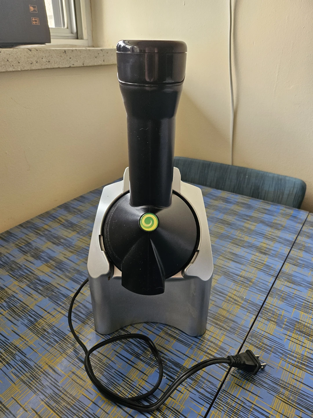 Yonanas Frozen Dessert Maker