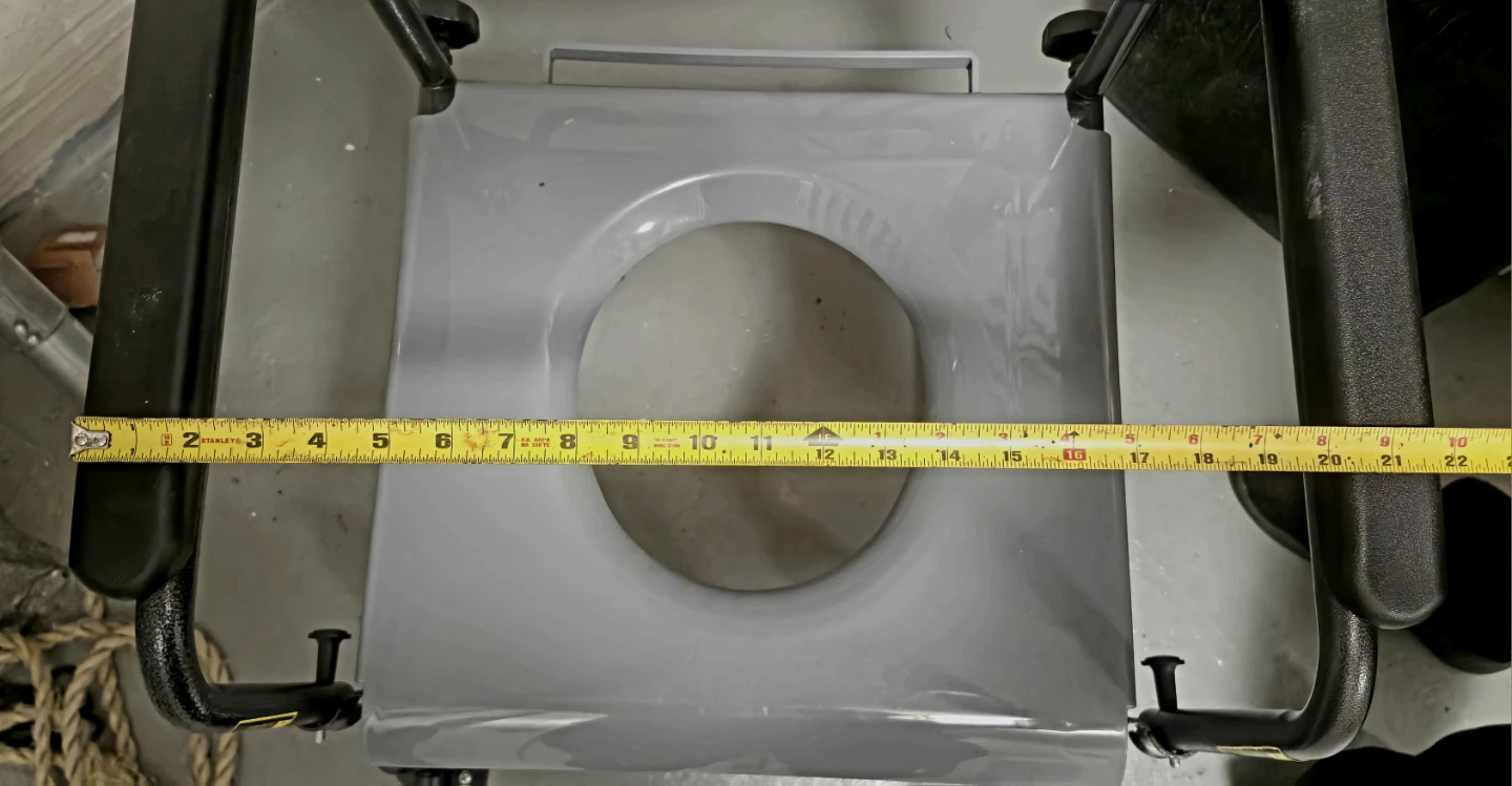 Medigas Commode Chair - photo 5