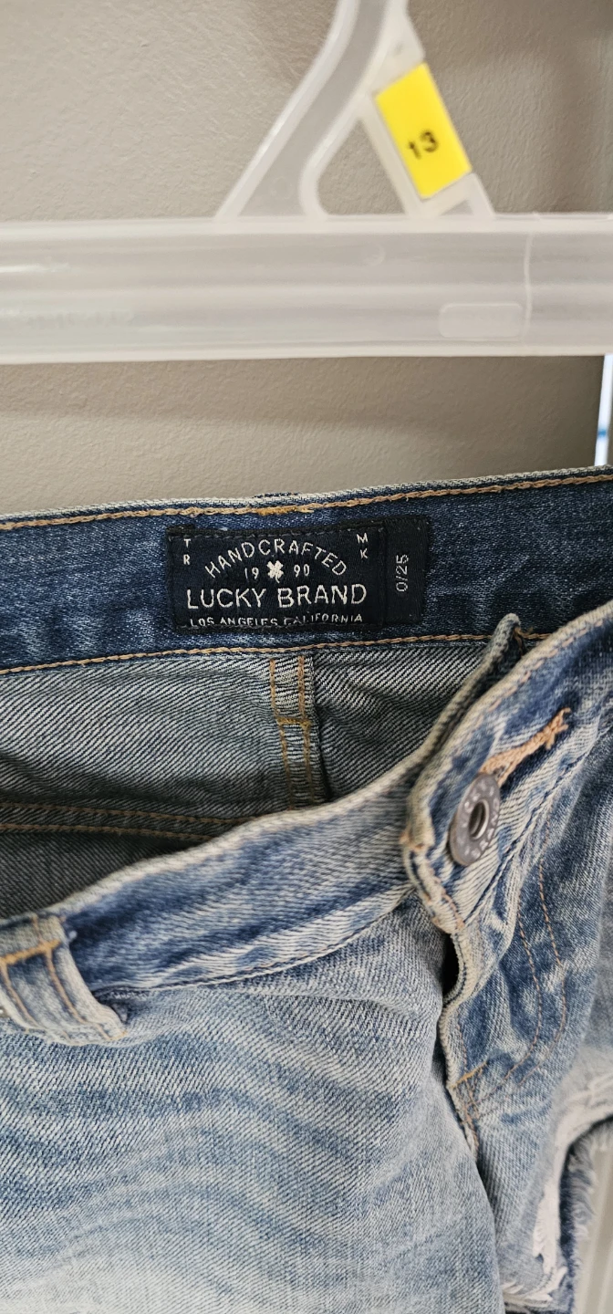 Lucky Brand "The Cut Off" Embroidered Denim Shorts 🌱 - photo 2