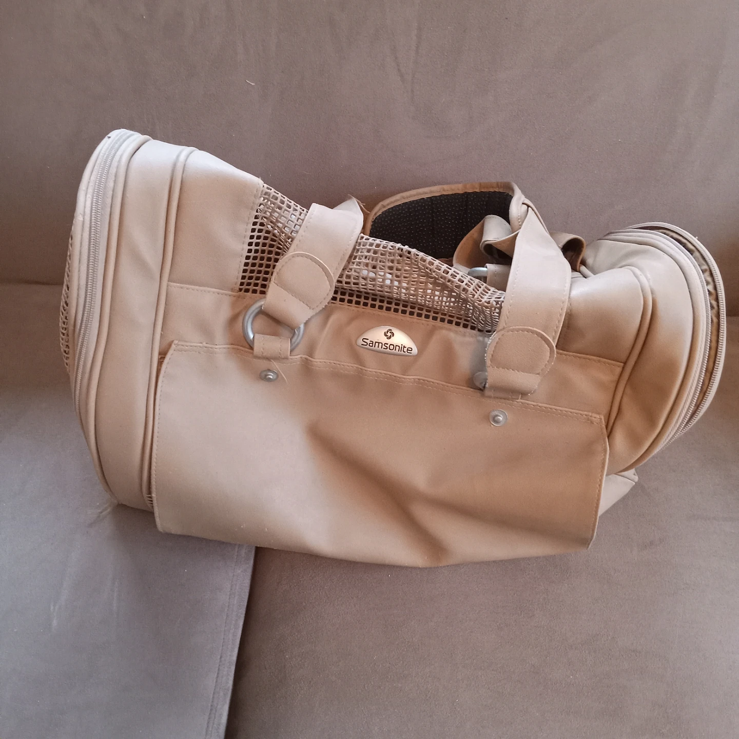 Samsonite Cat Carrier