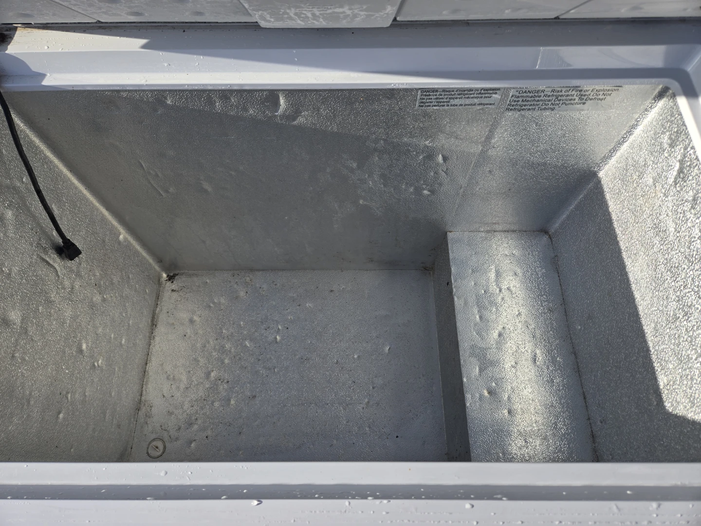 10.4 cubic freezer - photo 2