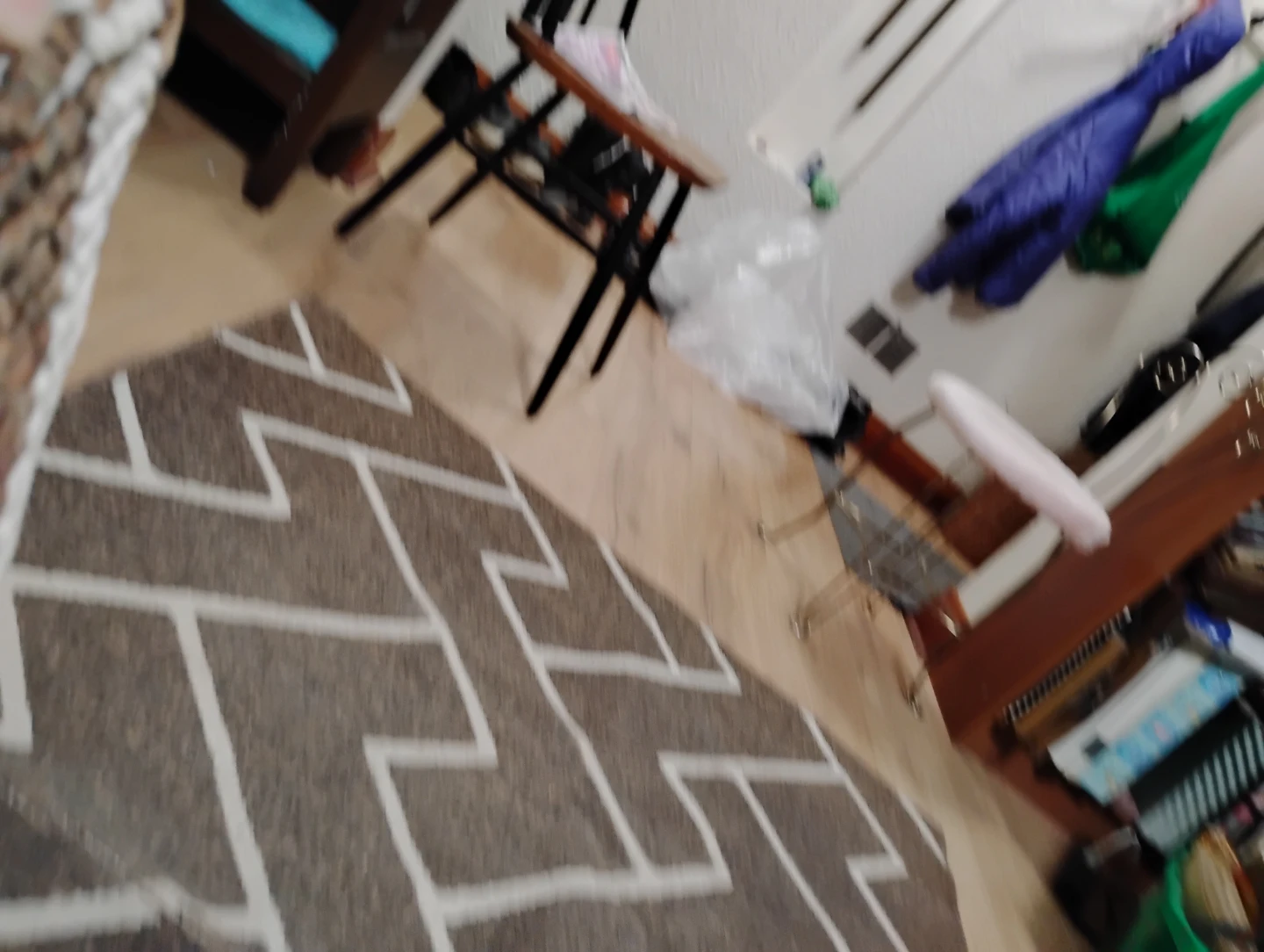 Geometric Area Rug - photo 4