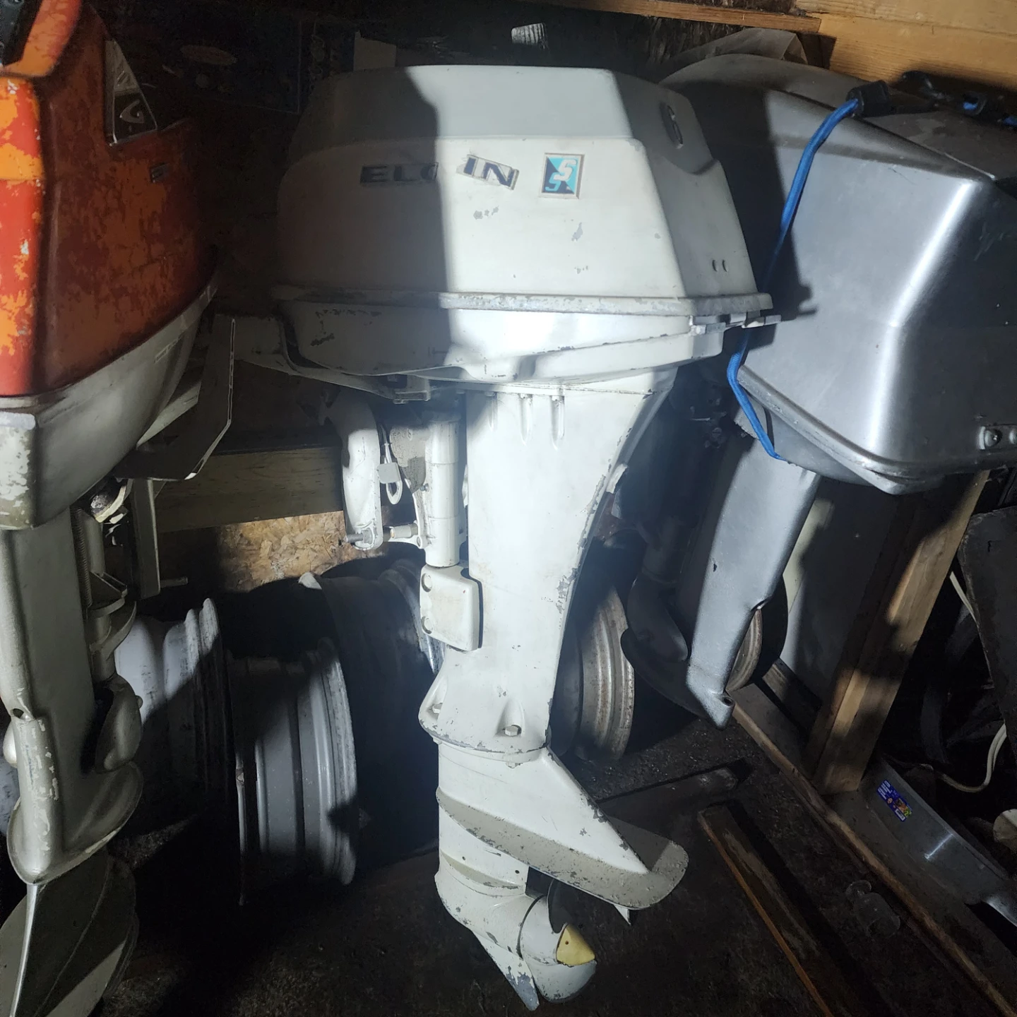 ELGIN Outboard Motor - photo 2