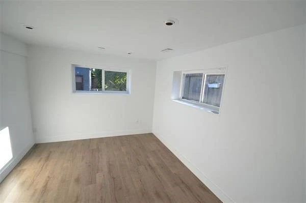 Sublease 2 bedroom basement