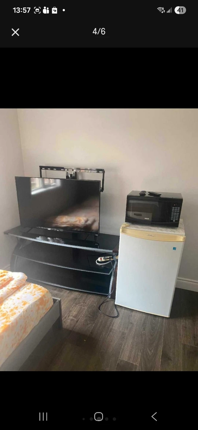 One Room to Rent in Brampton: Dixie and Sandalwood
