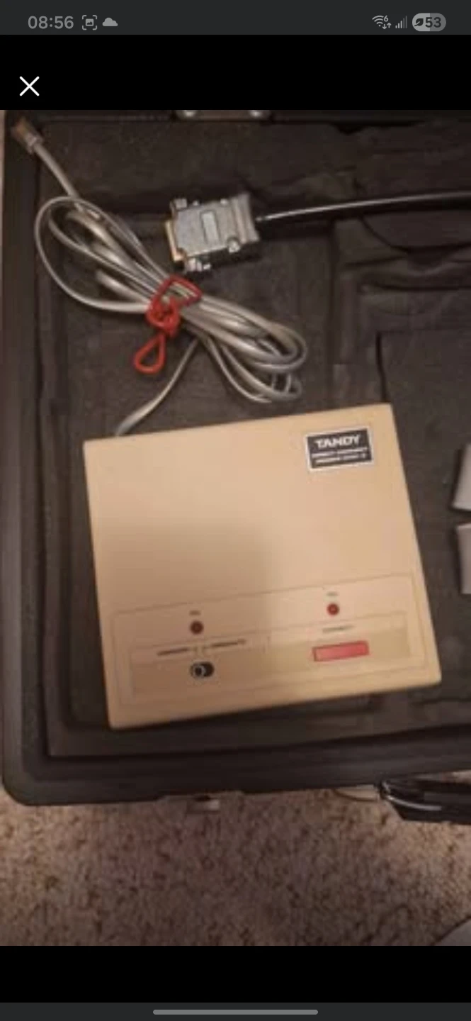1983 Radio Shack TRS-80 Model 100 - photo 2