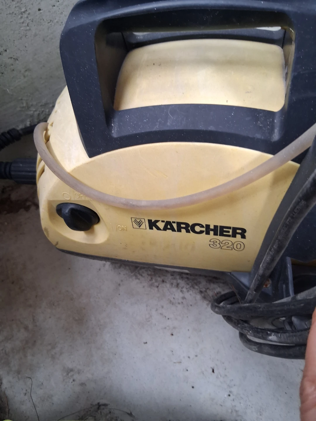 Karcher 320 Pressure Washer