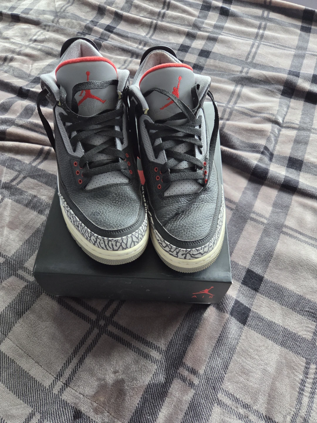 Air Jordan 3 "Cement" Sneakers 2018