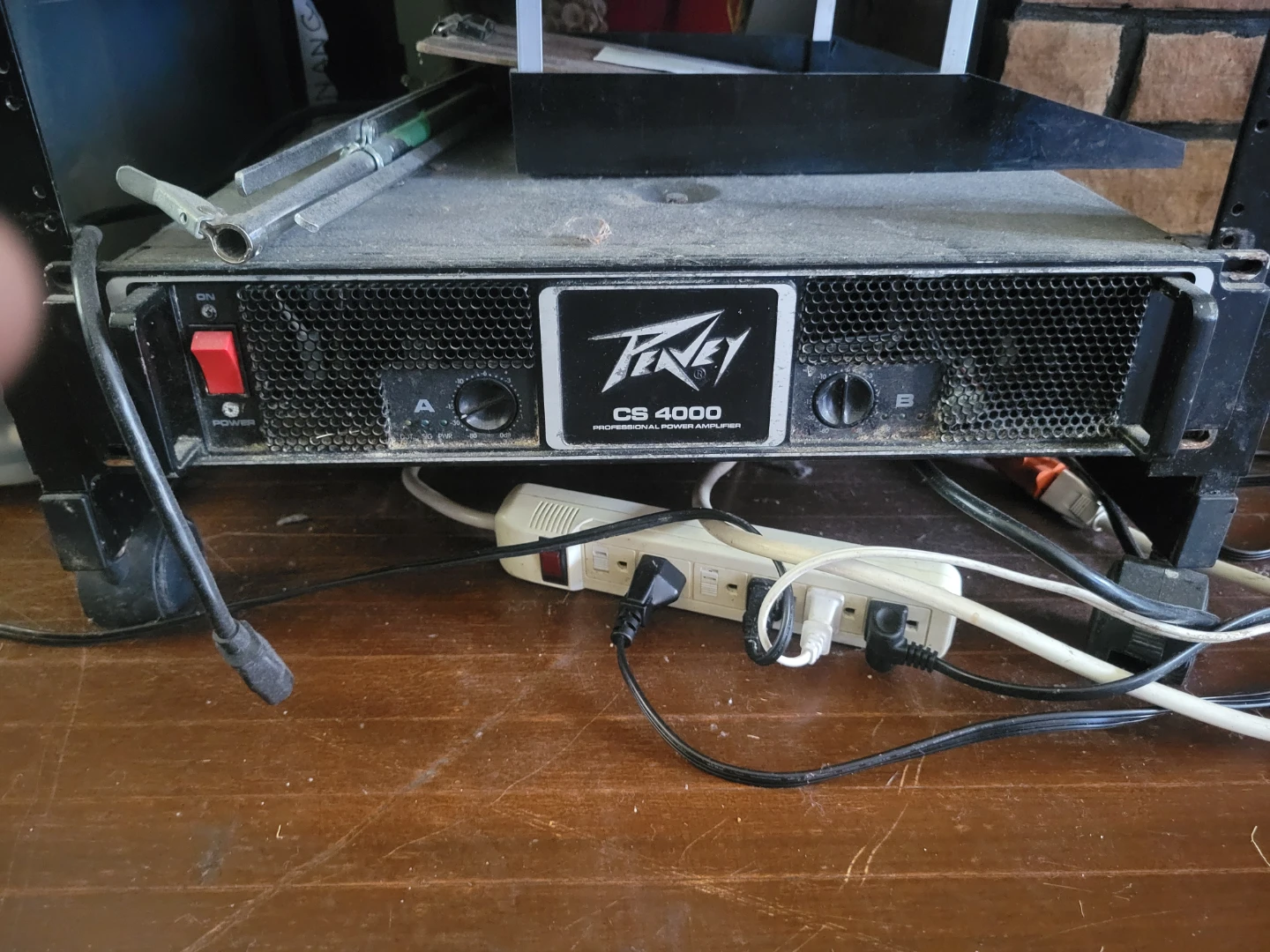Peavey CS 4000 Professional Power Amplifier