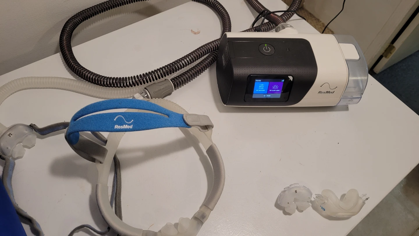ResMed AirSense 11 CPAP Machine - photo 3