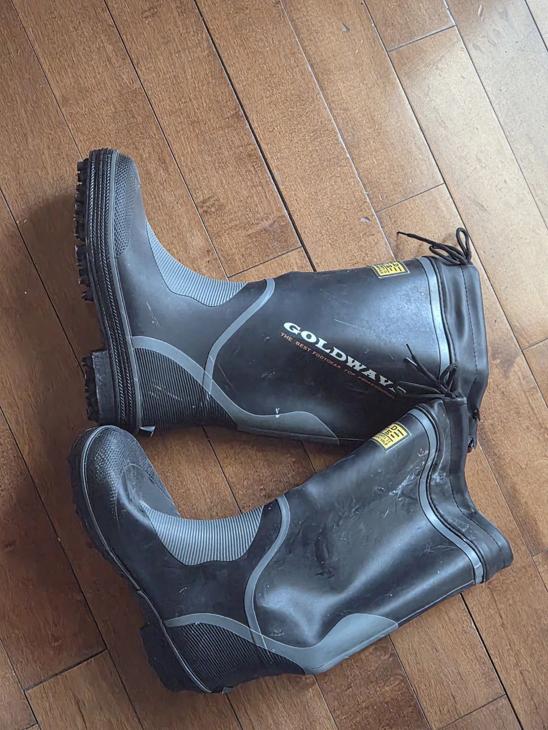 Goldwave Rubber Boots with Studded Soles