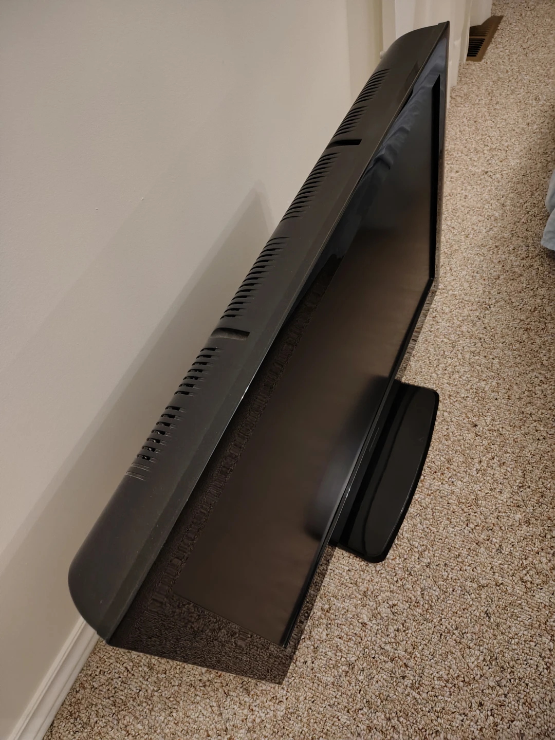 Hisense H32V77C 32" LCD TV - photo 2