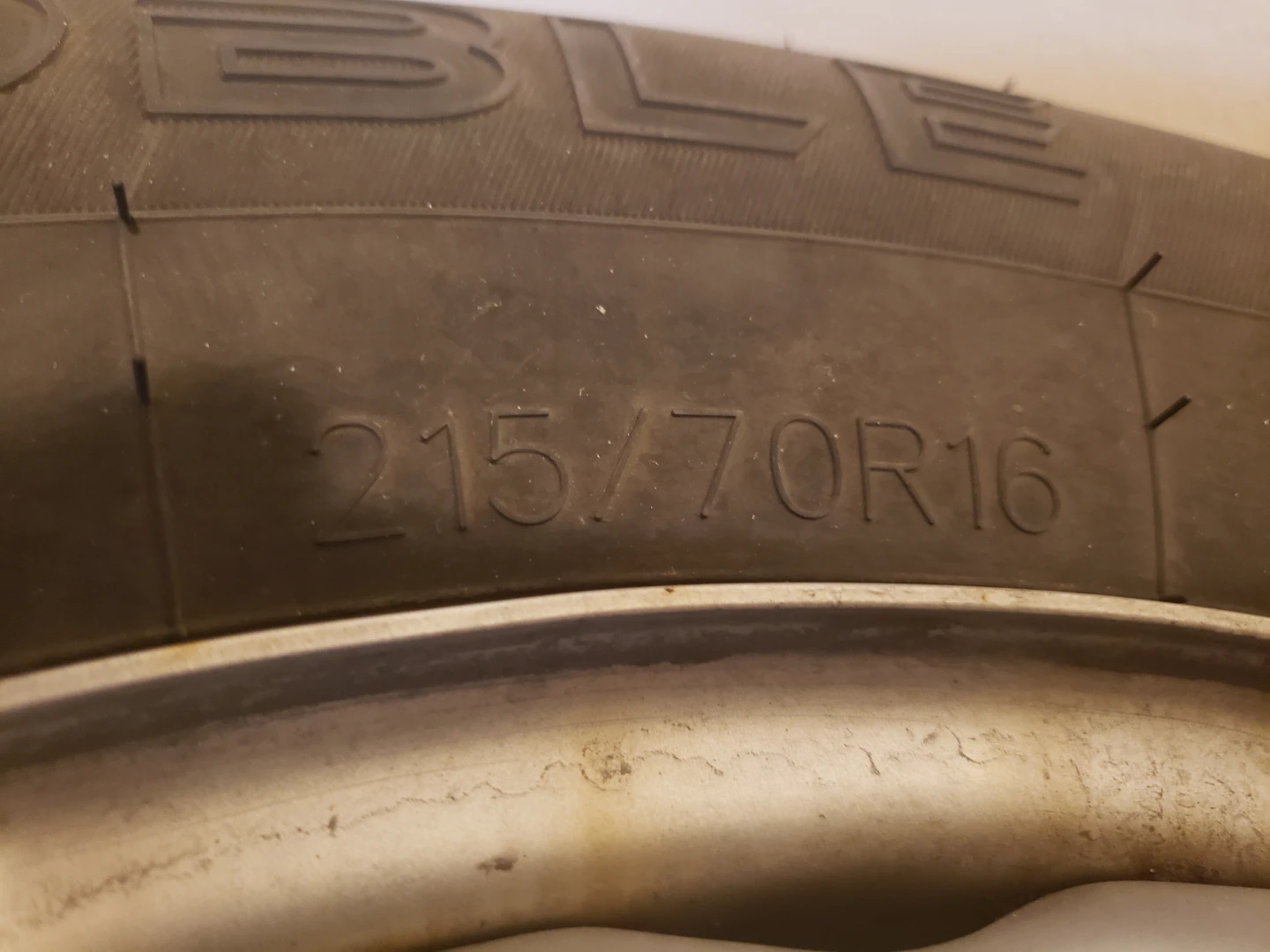 215/70R16 Winter Tires - Set of 4 - photo 3