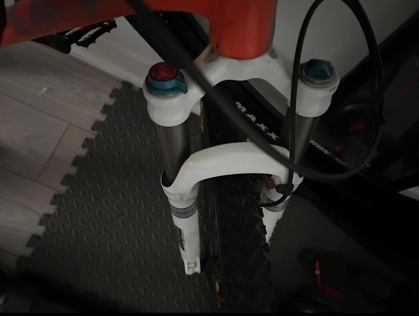 Custom medium mountain bike - photo 3