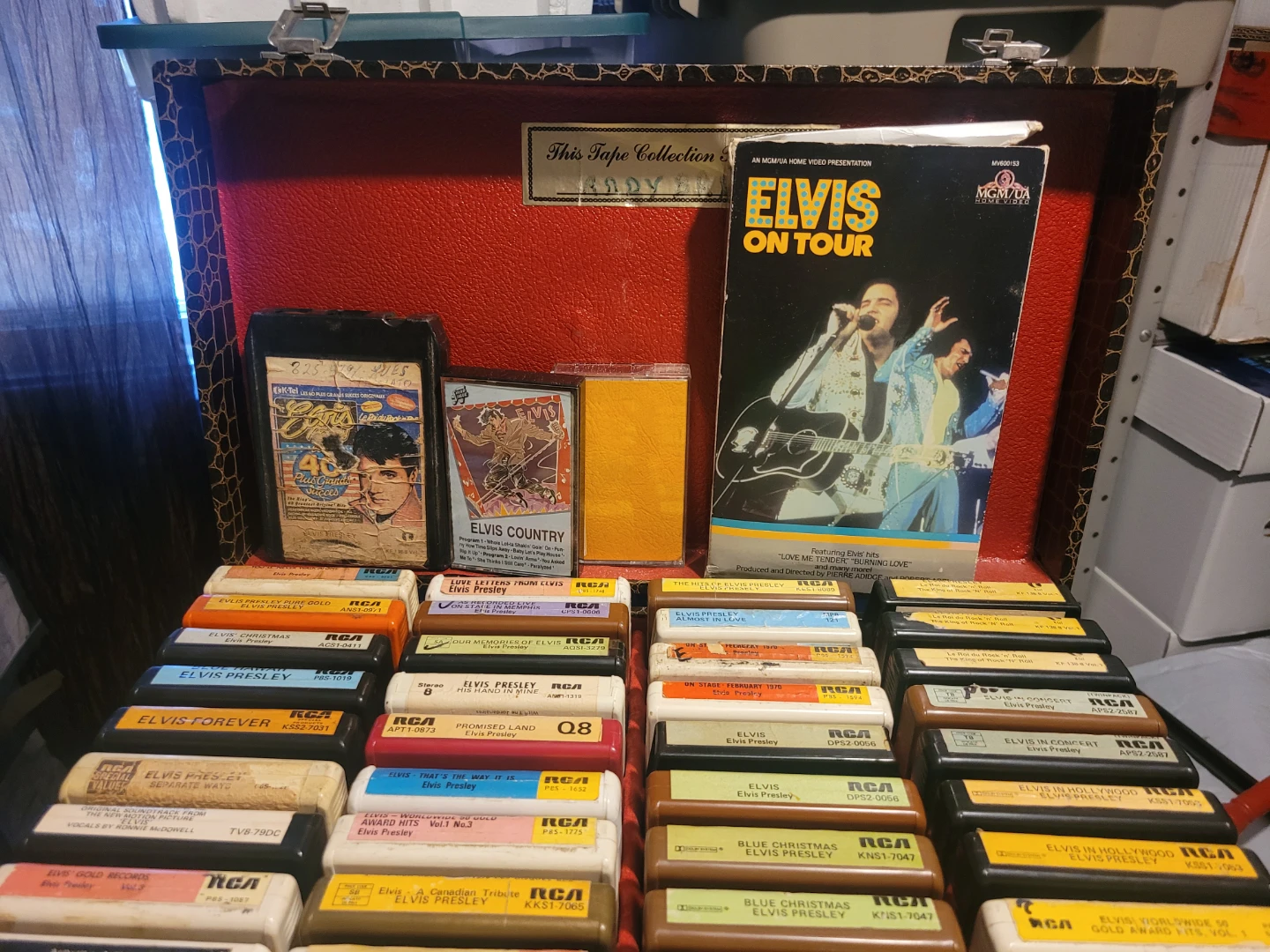 Lot 37 Elvis Presley 8-track 1 cassette 1 movies in case