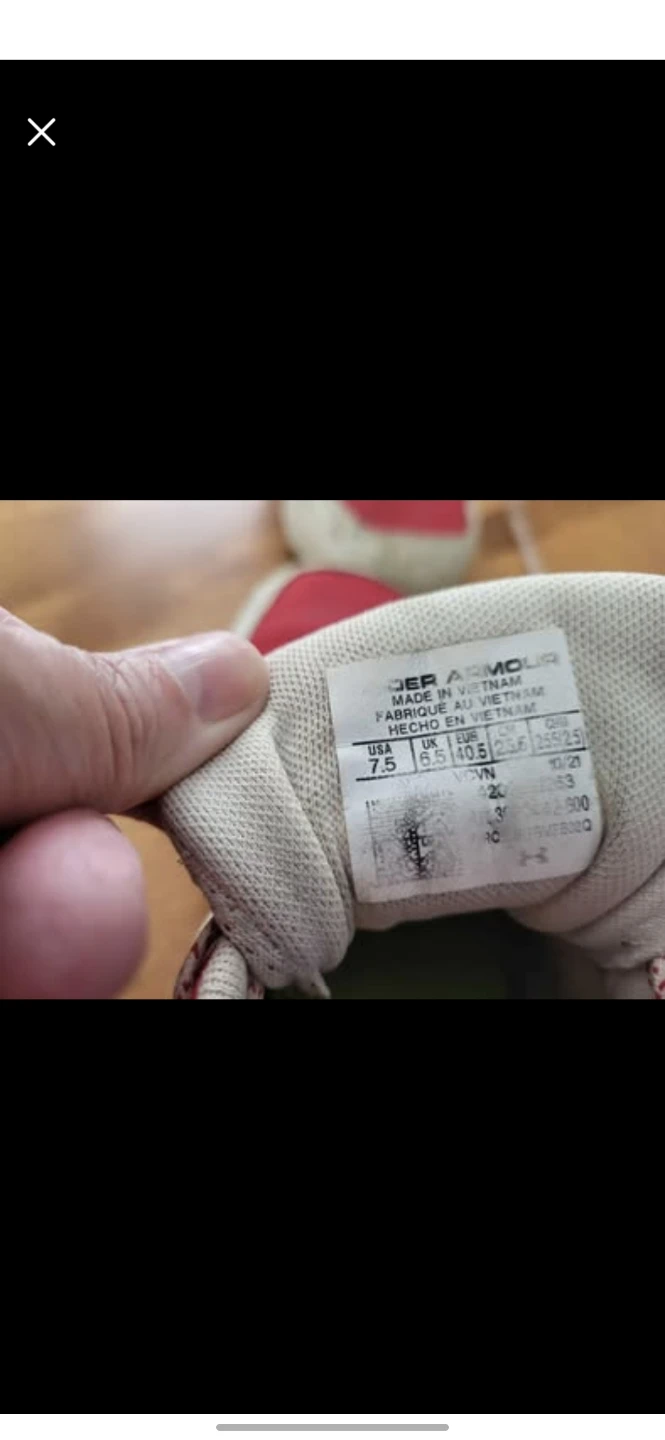 Under Armour & Easton baseball cleats - photo 4