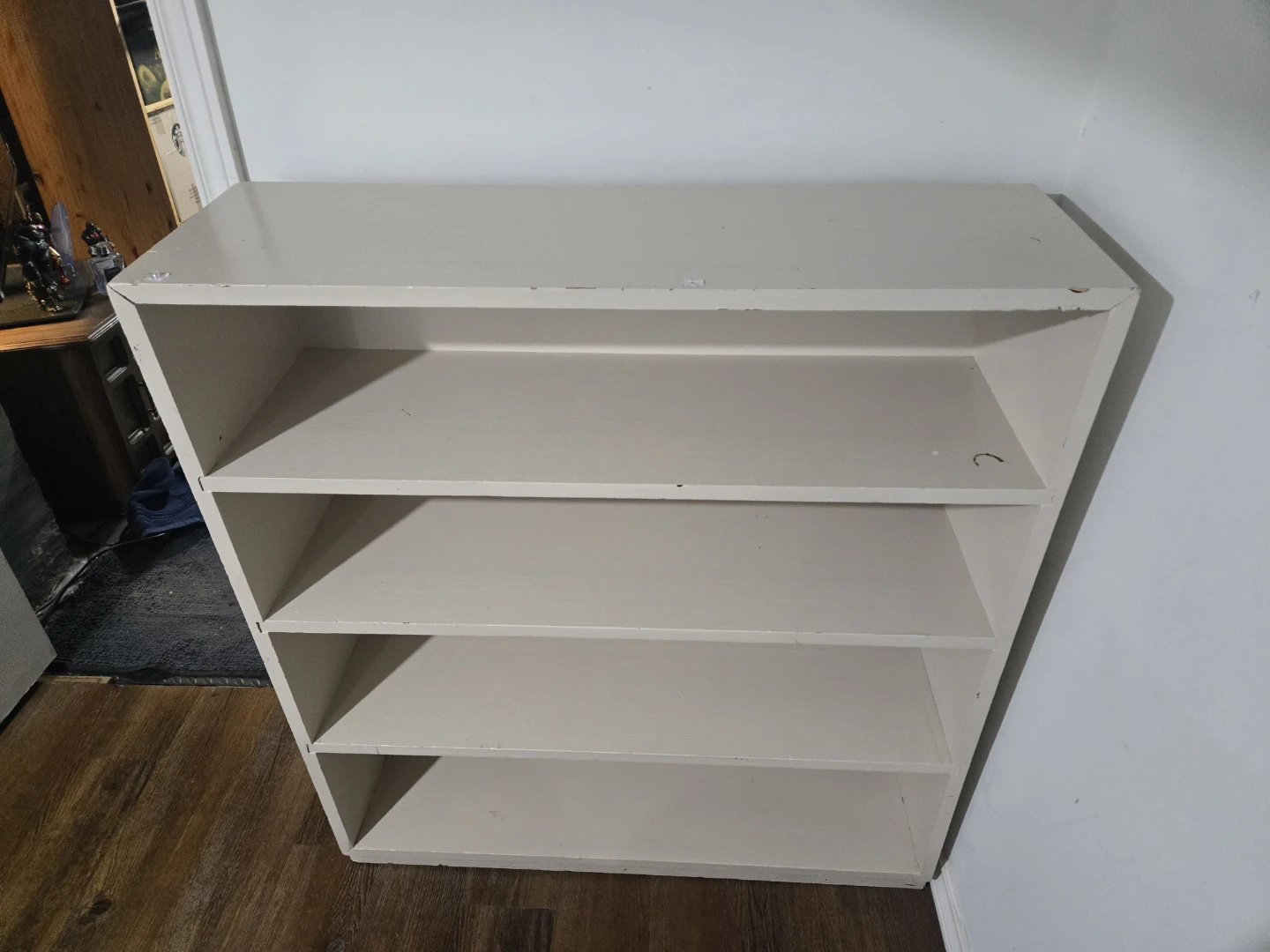 Cream 4-Shelf Bookshelf - photo 2