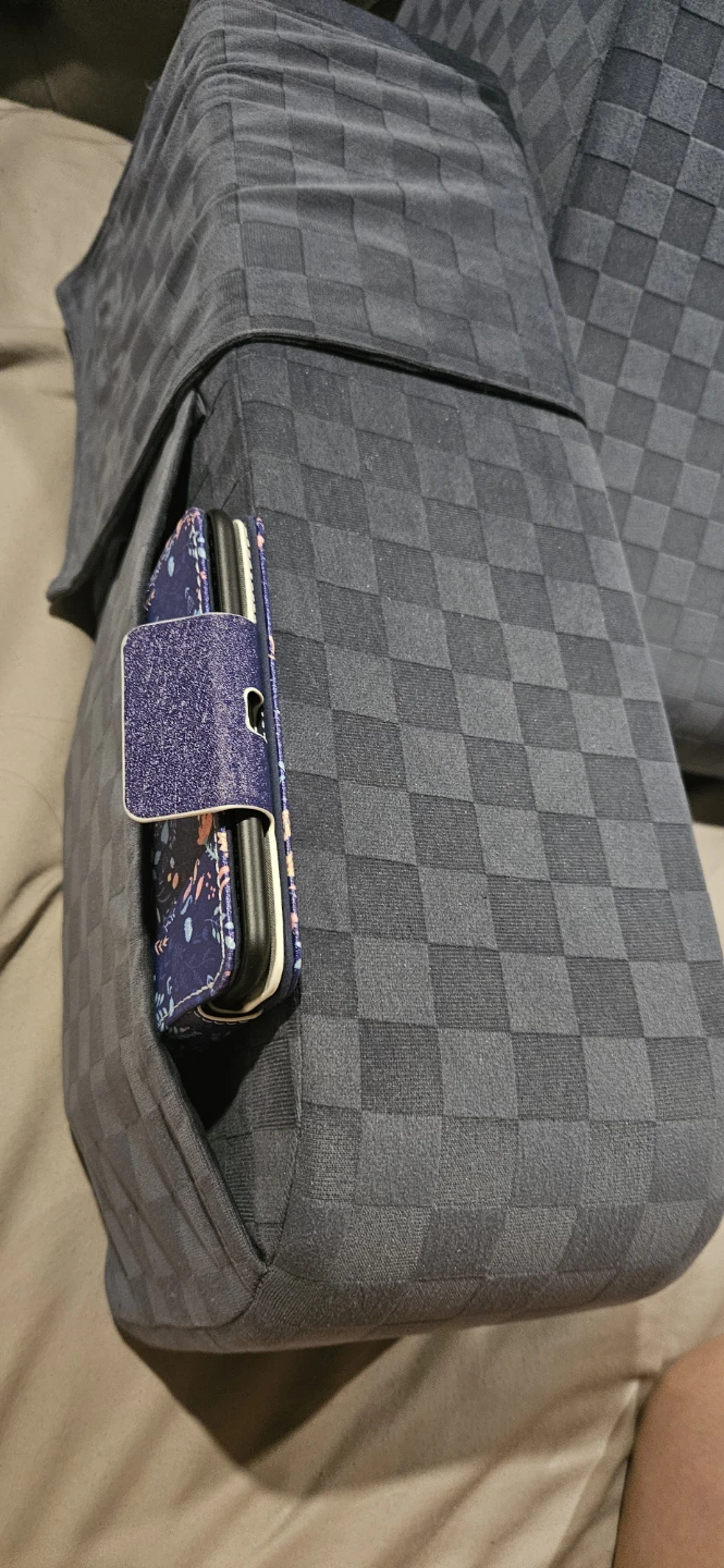 Reading Pillow with Armrest Pockets - photo 2