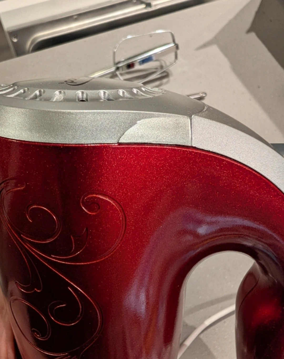 Brentwood Hand Mixer - Red - photo 3