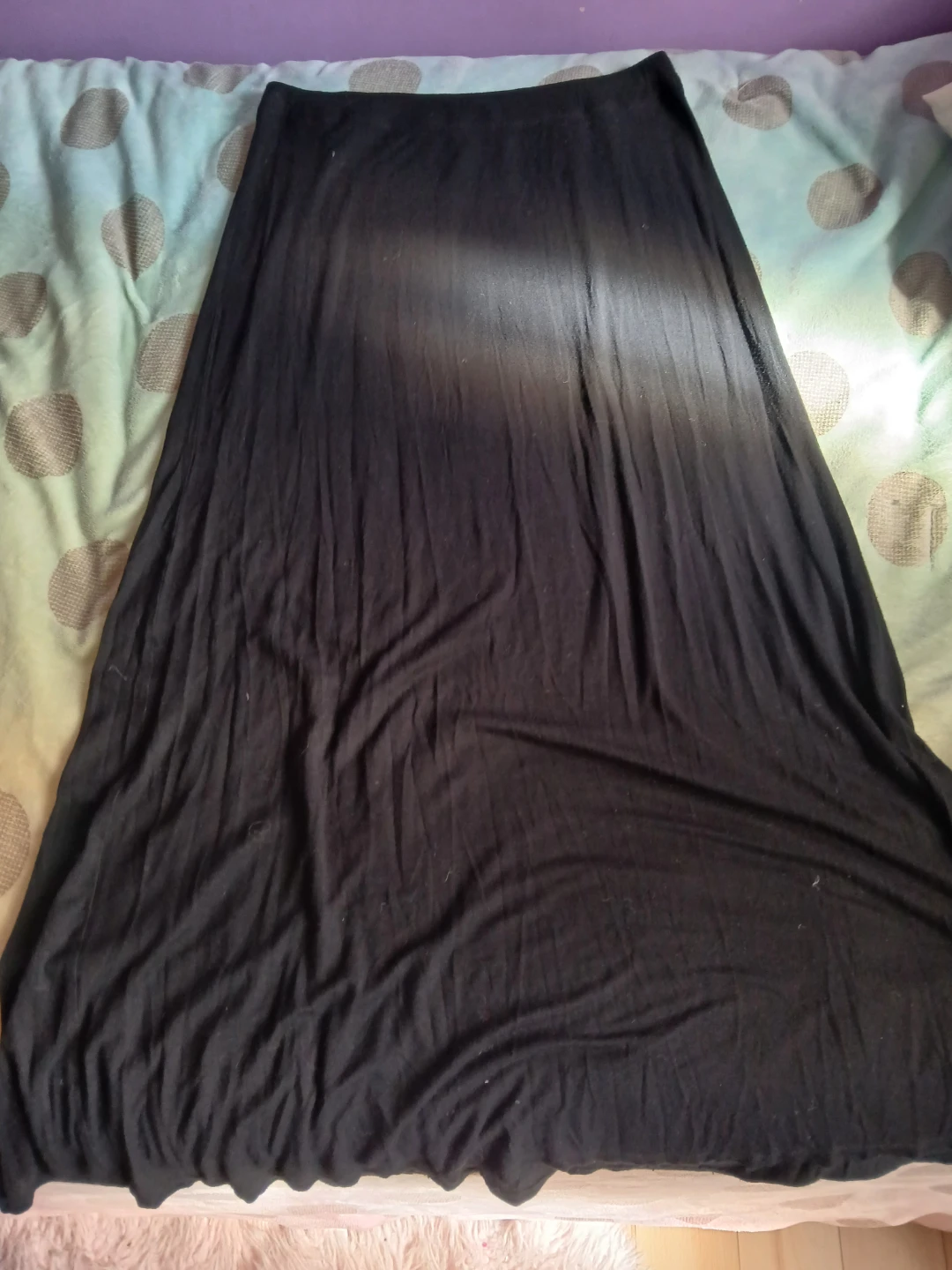 Black skirt