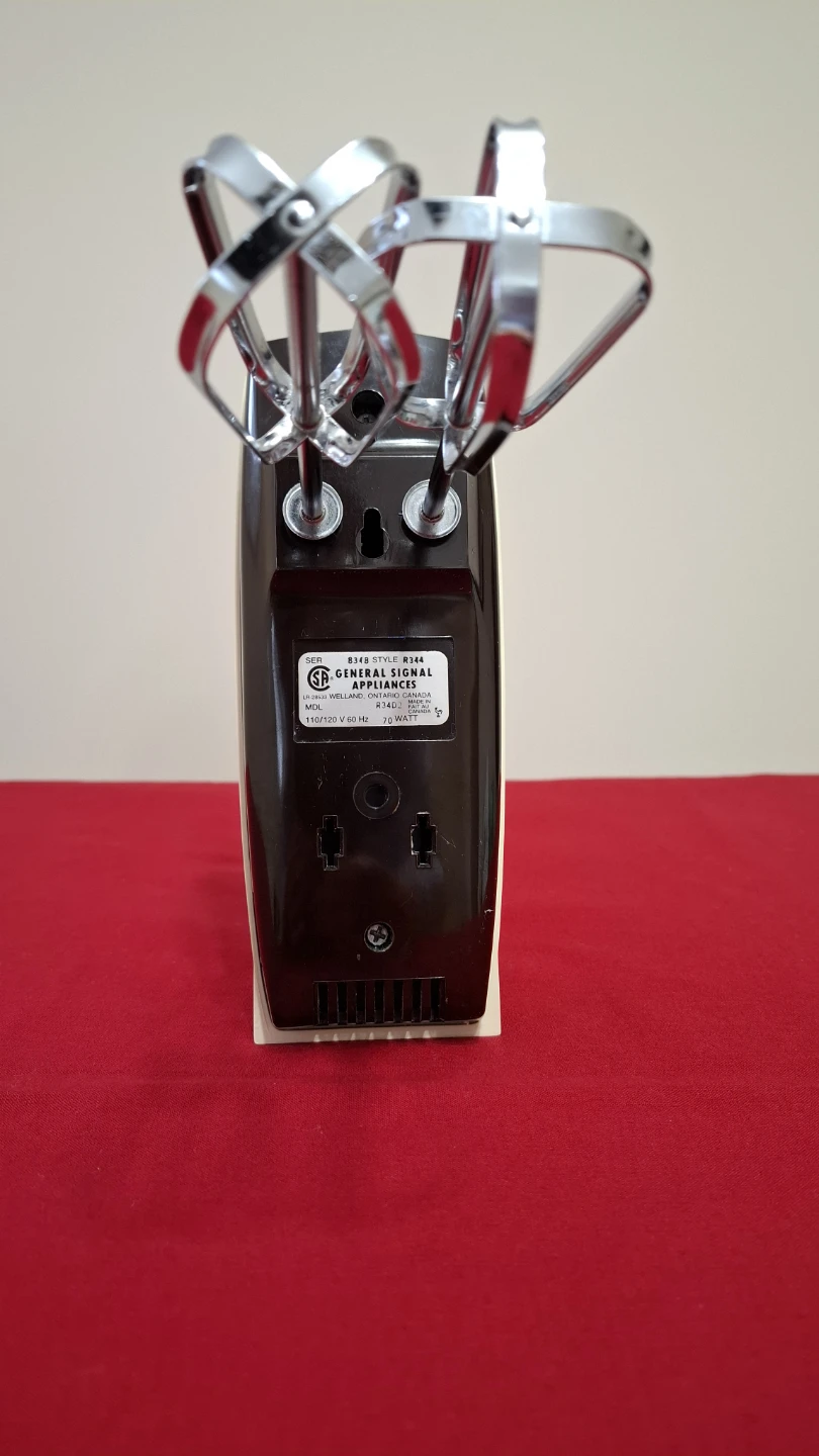 Vintage Iona Selection II Hand Mixer - photo 5