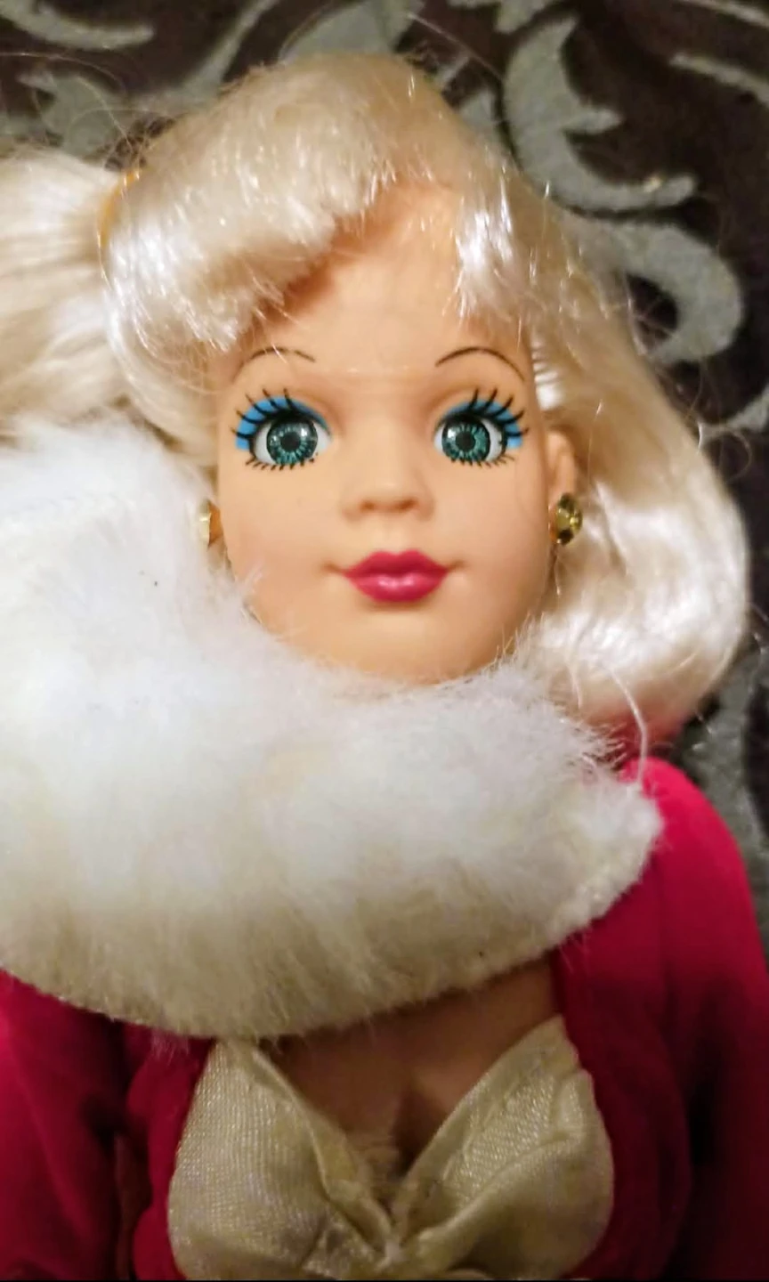 Special Limited Edition Barbie Doll 1995 - photo 2