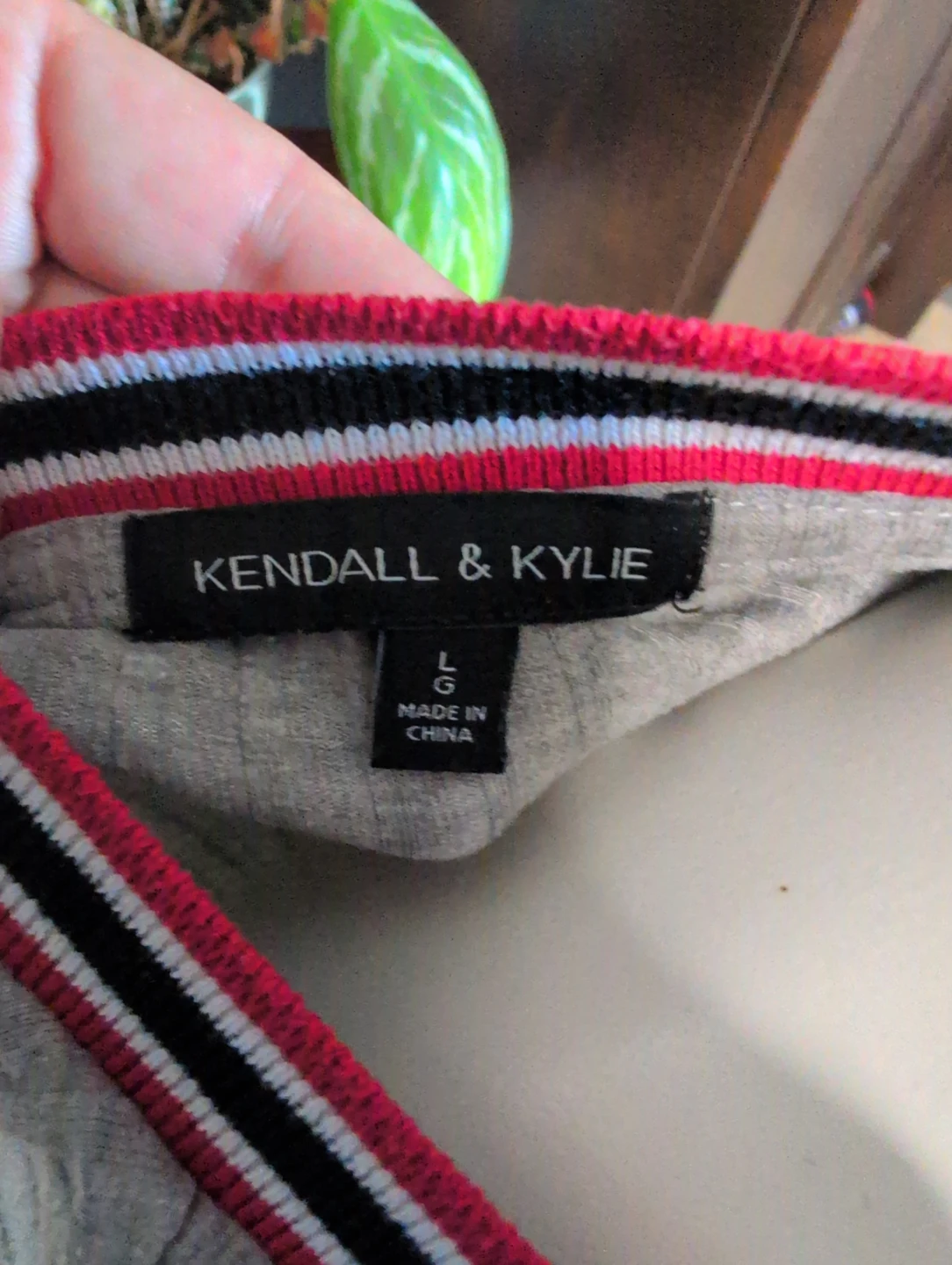 Kendall & Kylie Grey Ribbed Cropped T-Shirt Size L - photo 4