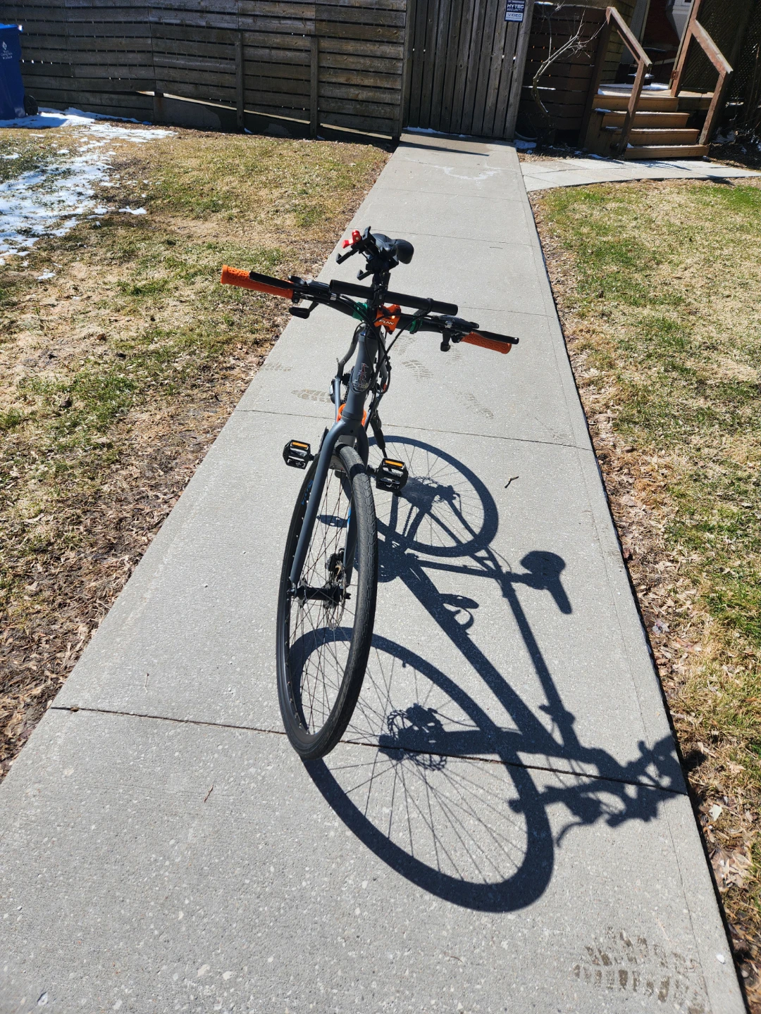Raleigh Hybrid Bike - photo 2