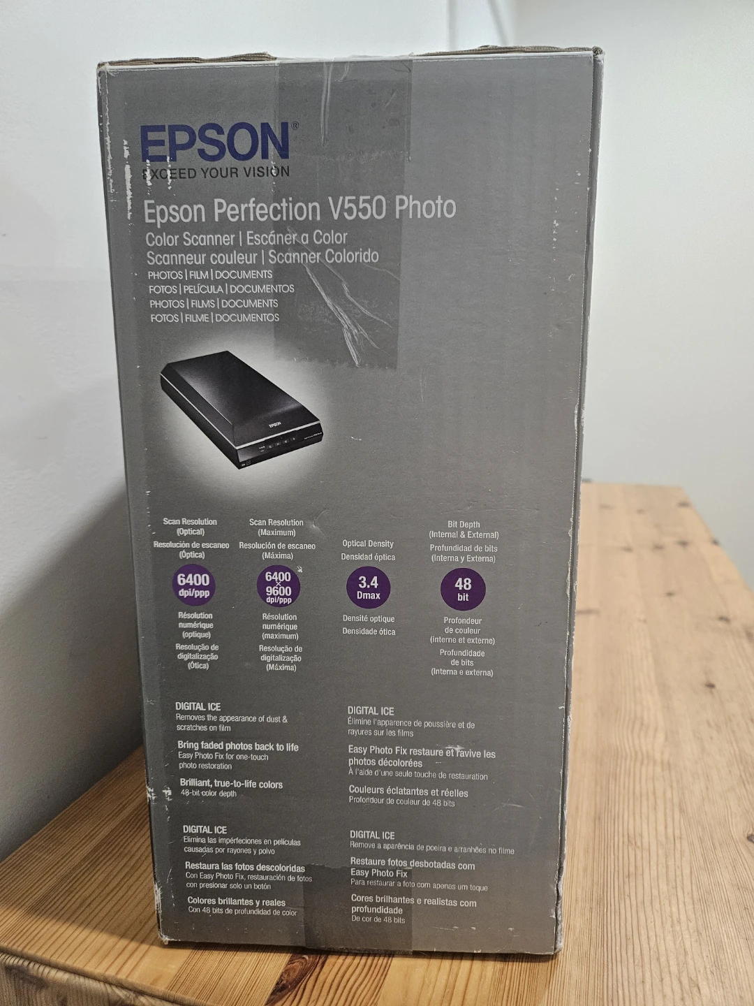 Epson Perfection V550 Photo Color Scanner - photo 3