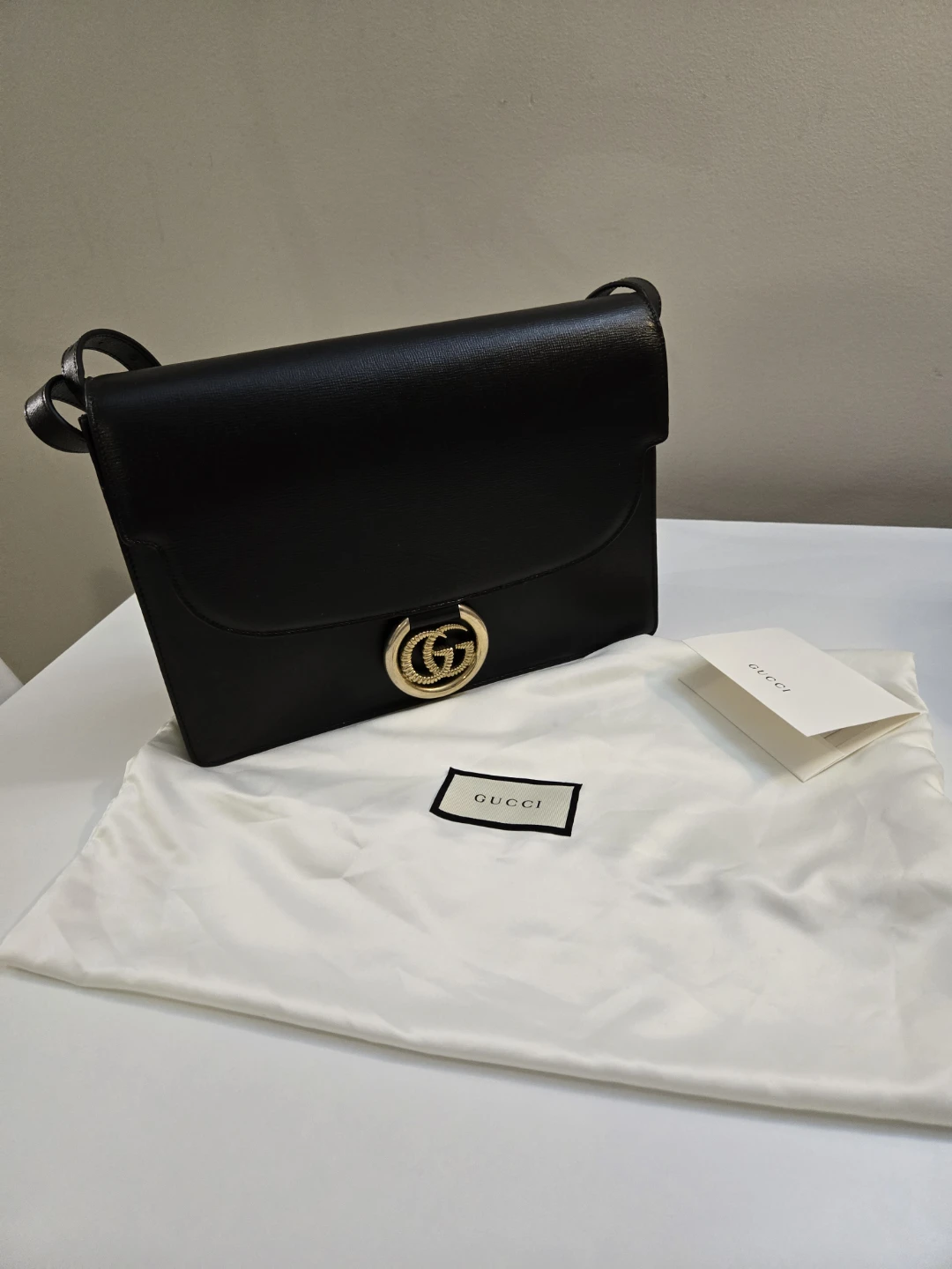 Authentic Gucci GG Ring Leather Shoulder Bag