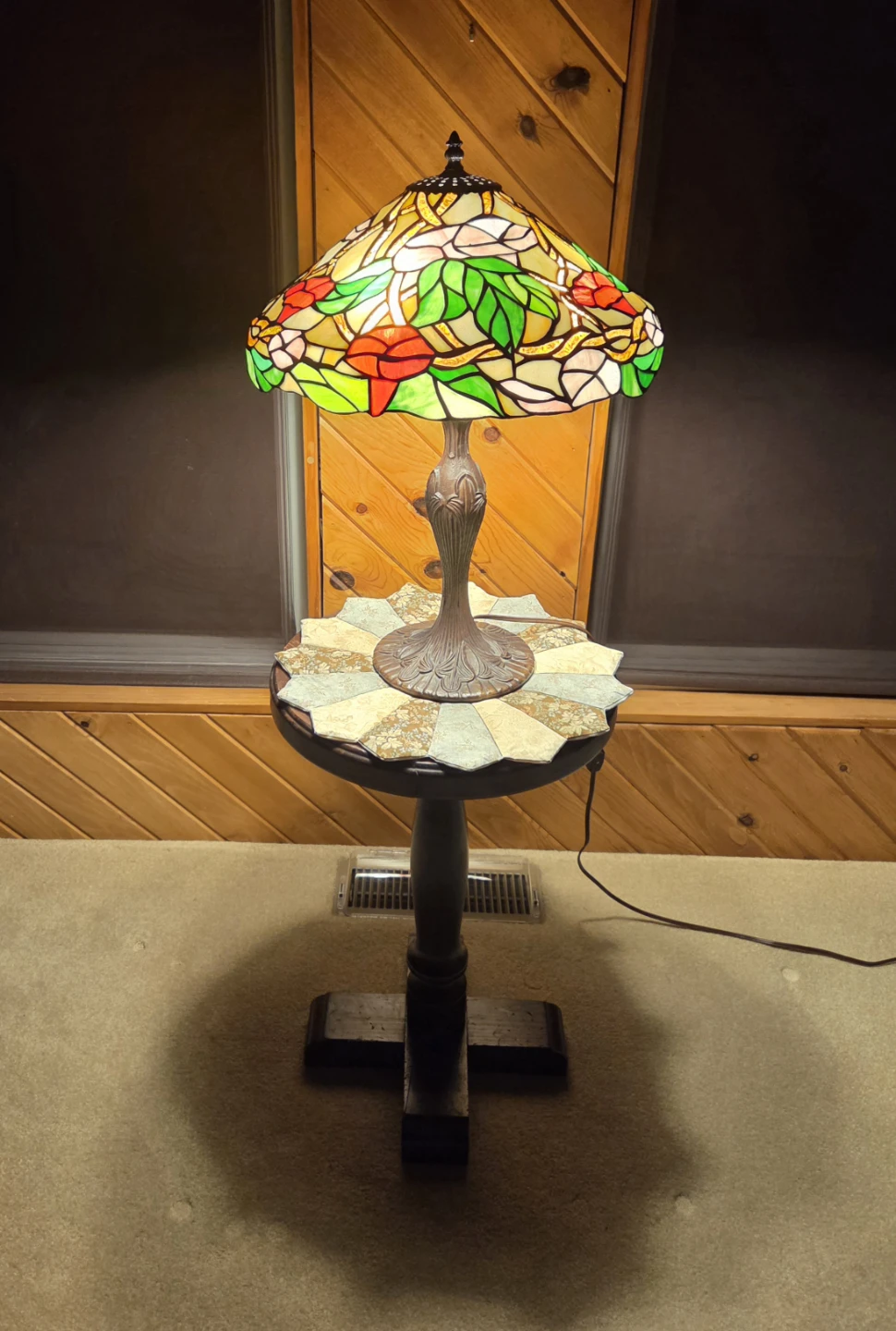 Tiffany Style Stained Glass Table Lamp