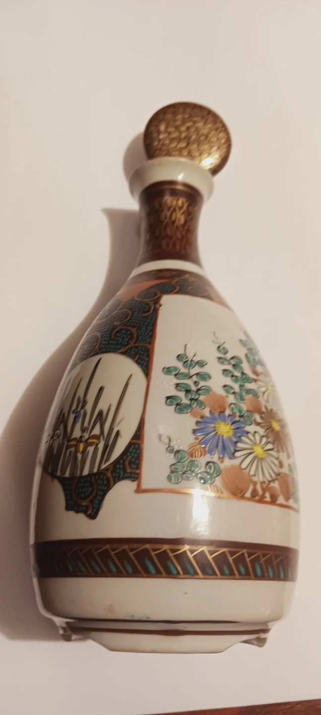 Vintage Japanese Sake Handpainted Ceramic Bottle - photo 2