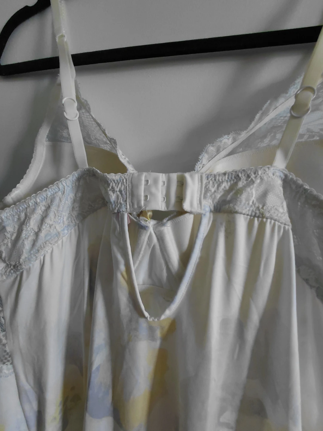 La Vie en Rose White Floral Chemise - photo 3