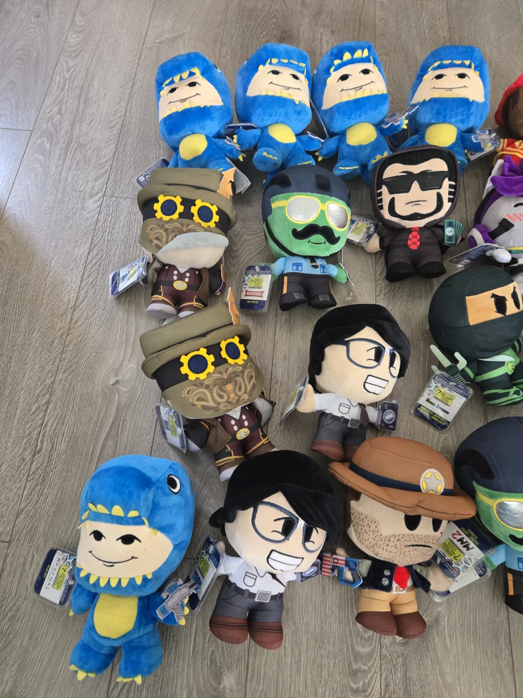 NEW Roblox dev series 8 inch plush - photo 3