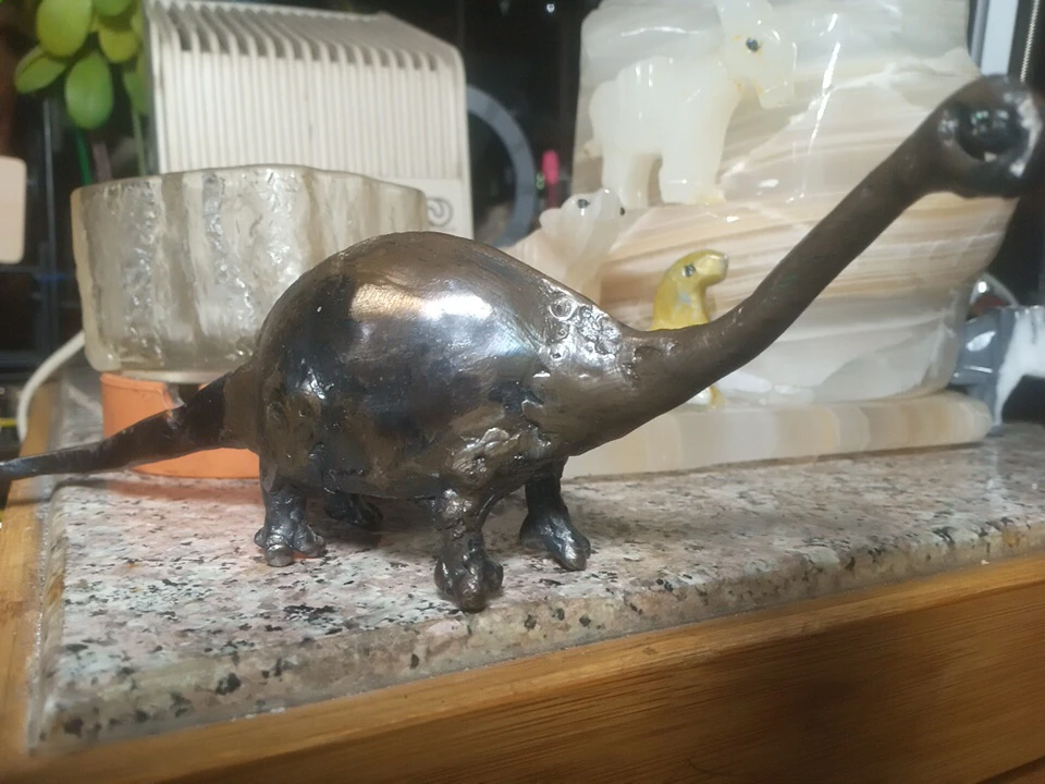Metal Dinosaur Figurine - photo 2