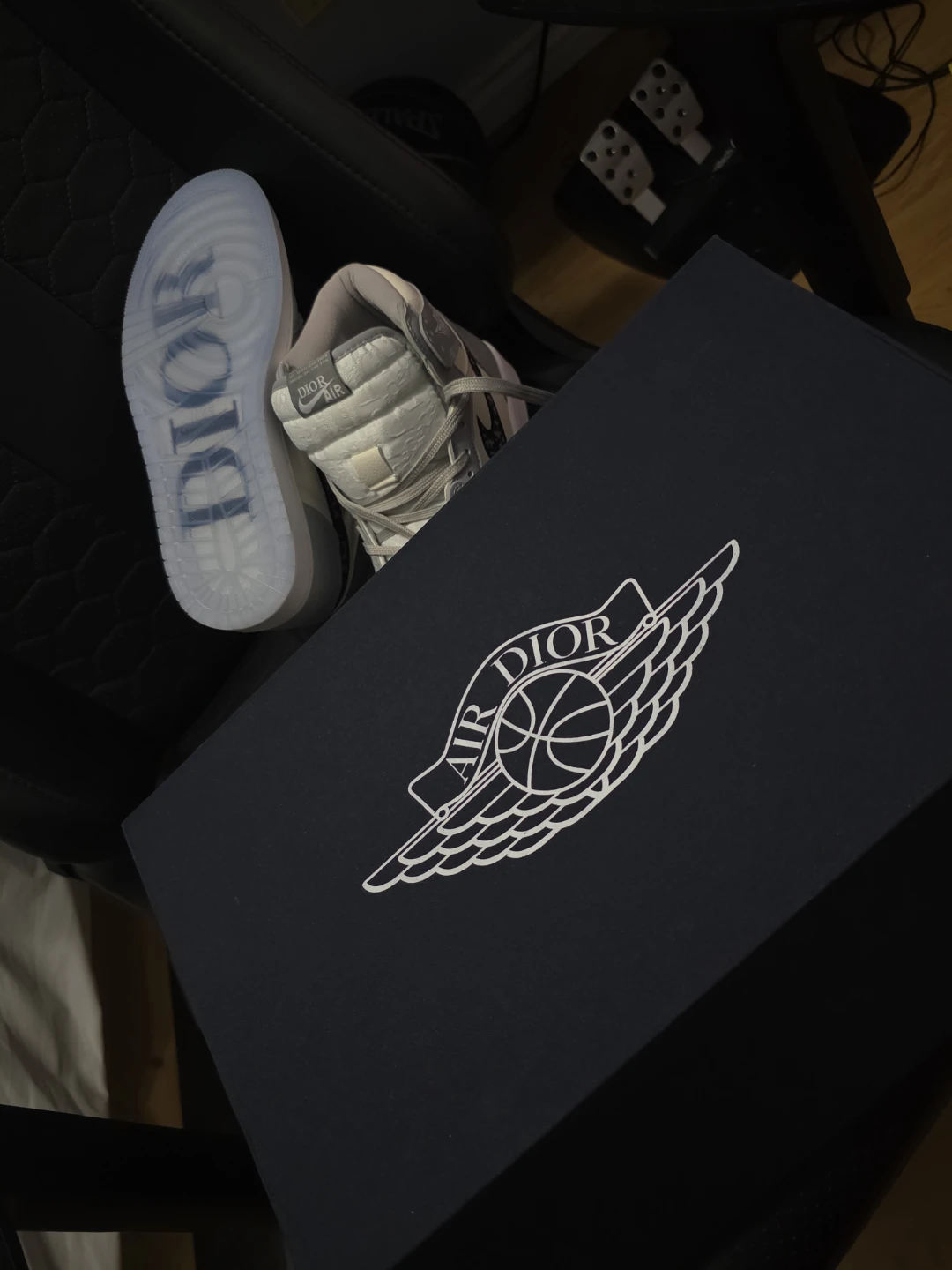 Dior x Air Jordan 1 High OG Sneakers