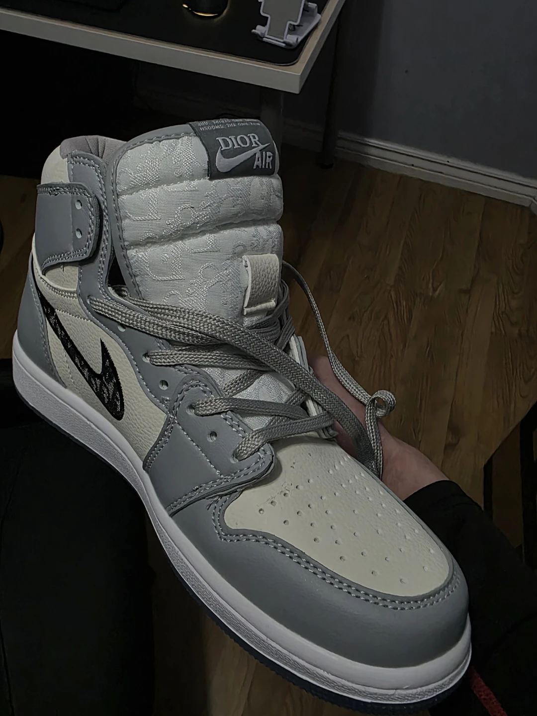 Dior x Air Jordan 1 High OG Sneakers - photo 2