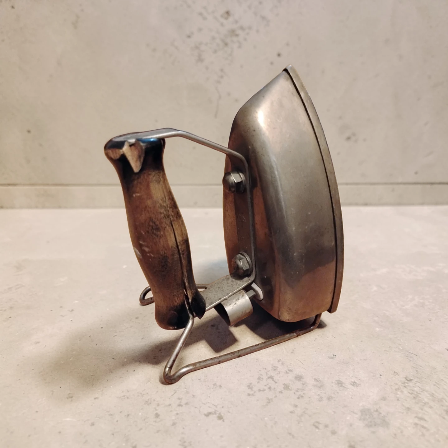 Vintage Westinghouse Electric Iron