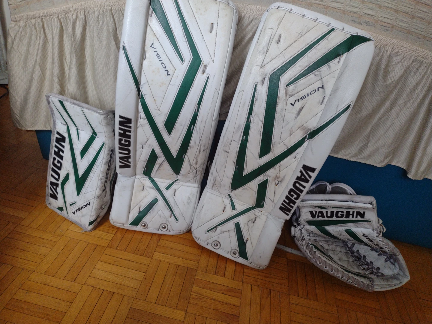 Vaughn Vision Goalie Leg Pads and Blocker
