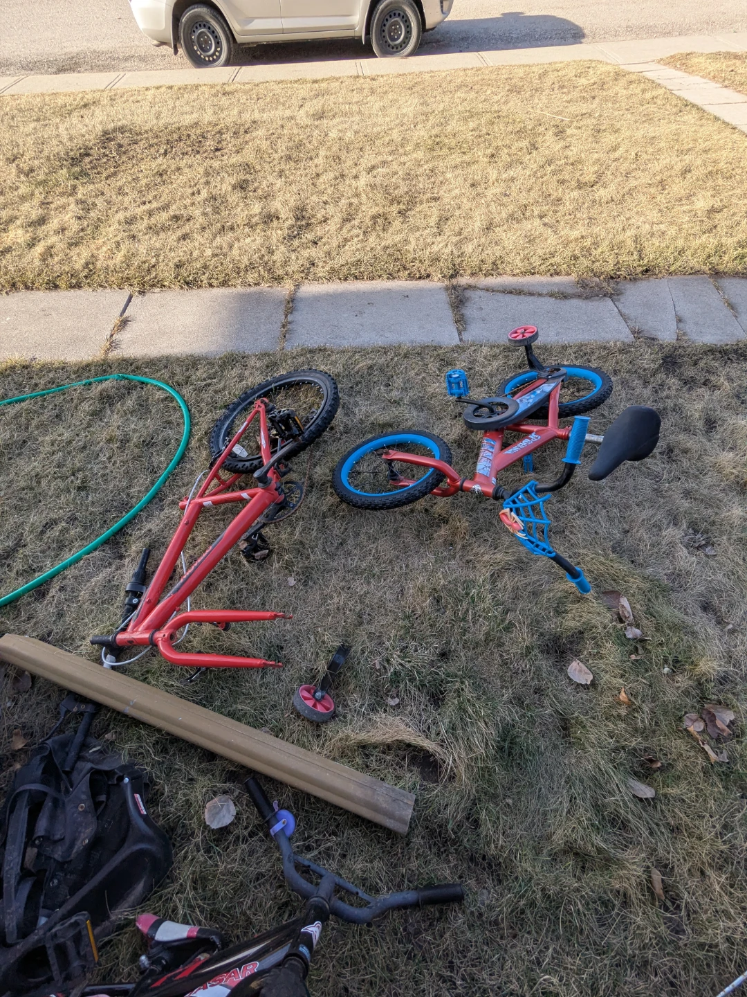Children's bike frames and parts (FREE) - photo 2