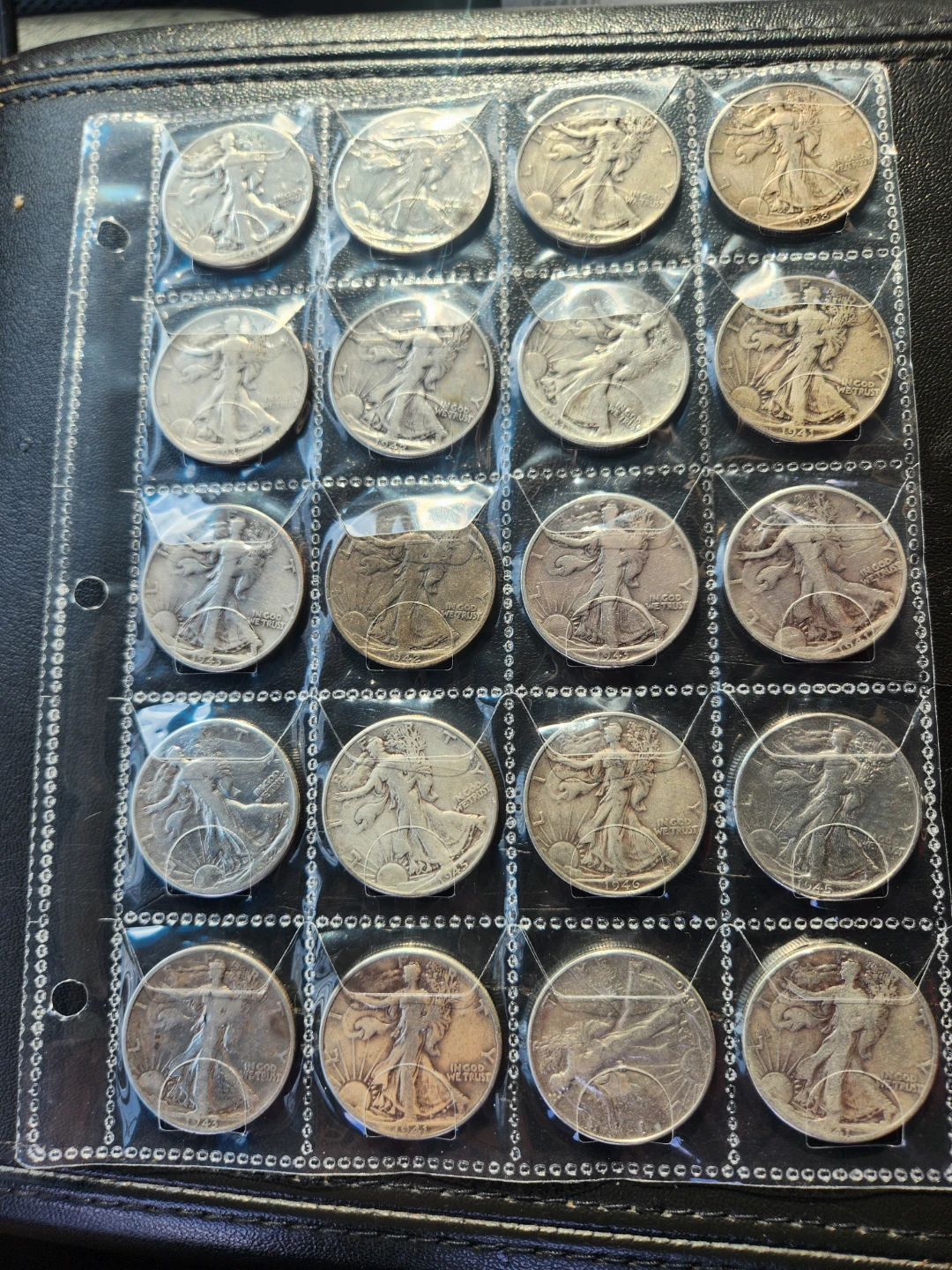 $50 face value 90% silver 100 coins. Under spot - photo 4