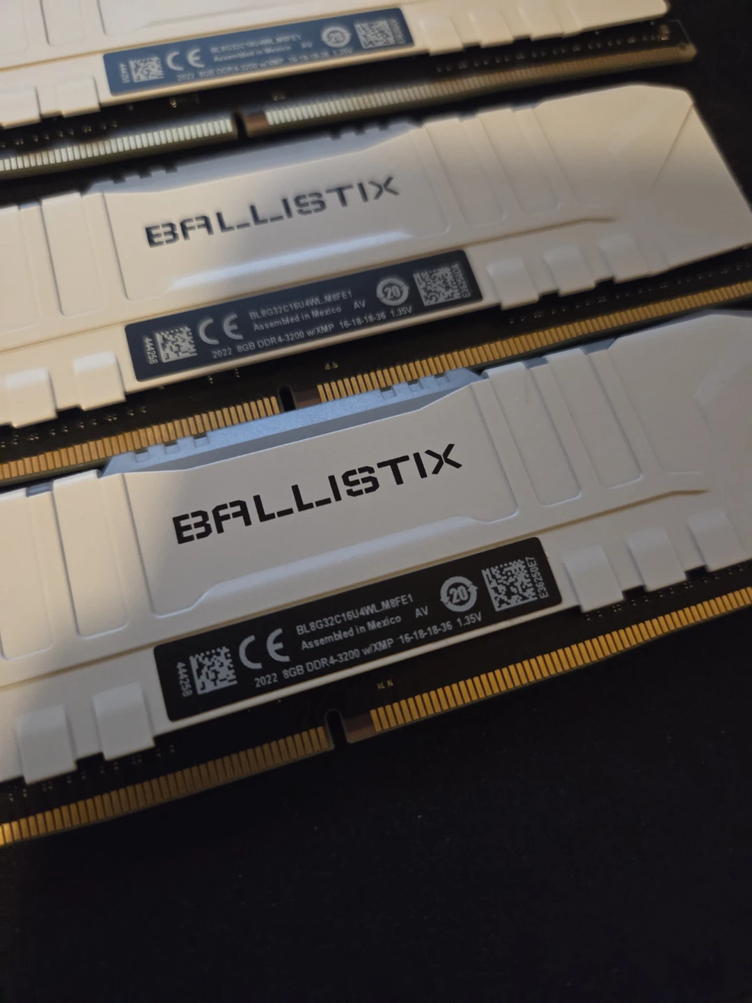 Ballistix 4x 8GB DDR4-3200 RAM Modules - photo 2