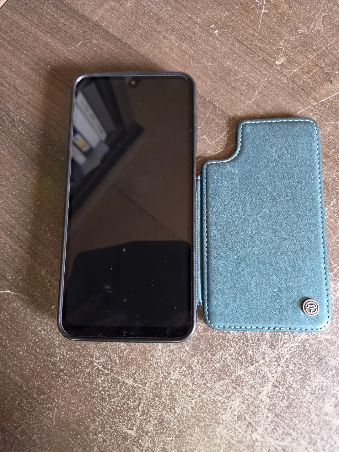 Samsung A16 with case and shatter screen