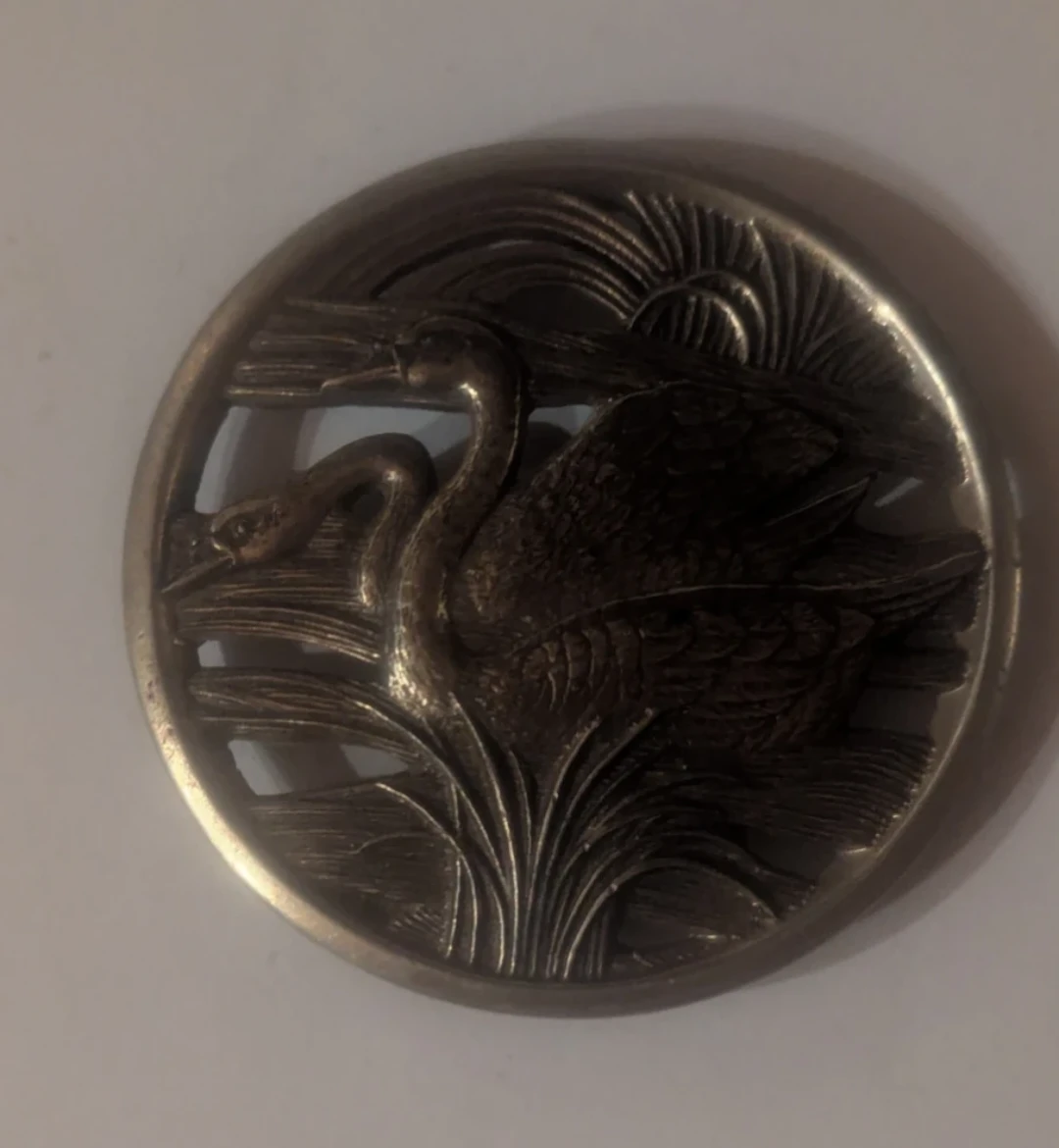Decorative Metal Trivet with Swan Design